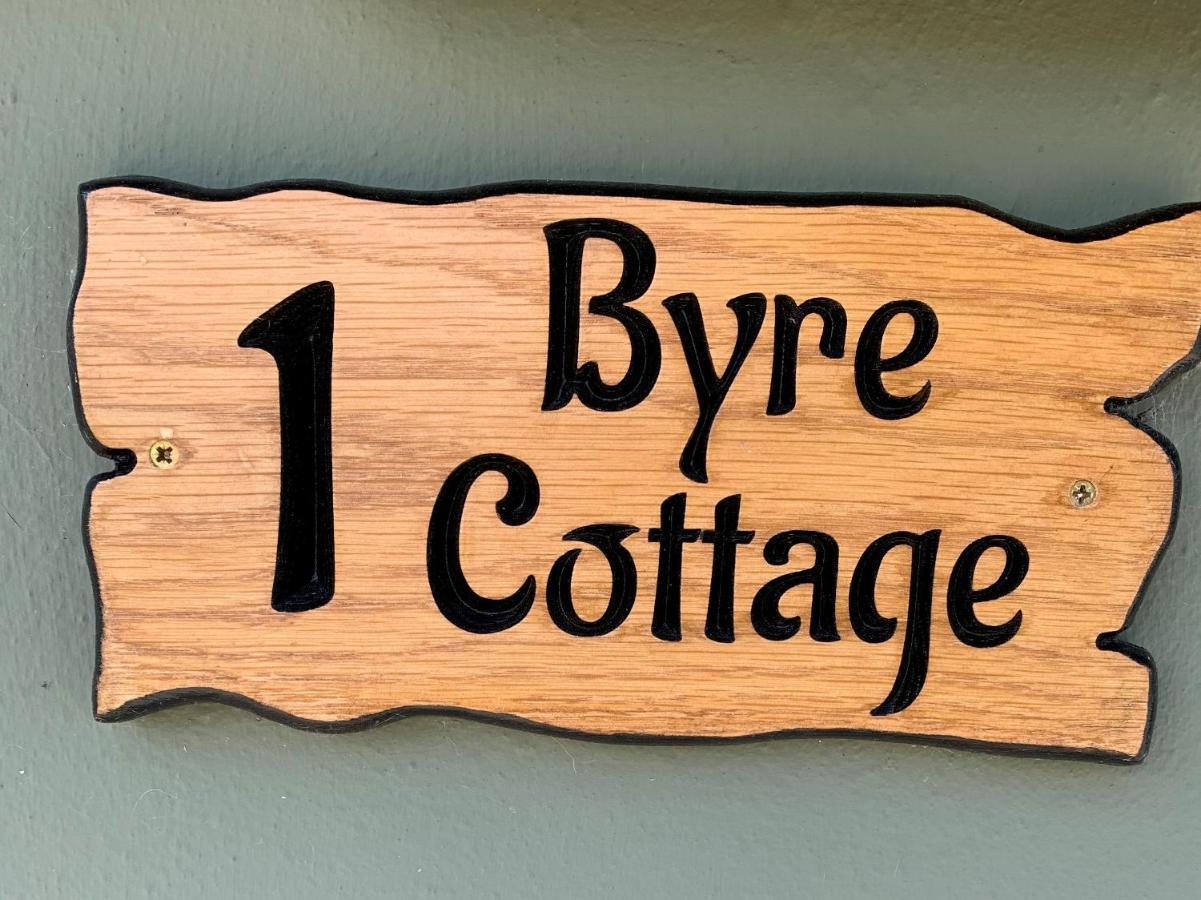 Byre Cottages & Log Cabin 카디건 외부 사진